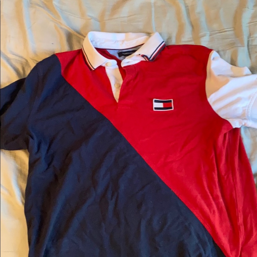 Large Tommy Hilfiger Custom Fit Shirt